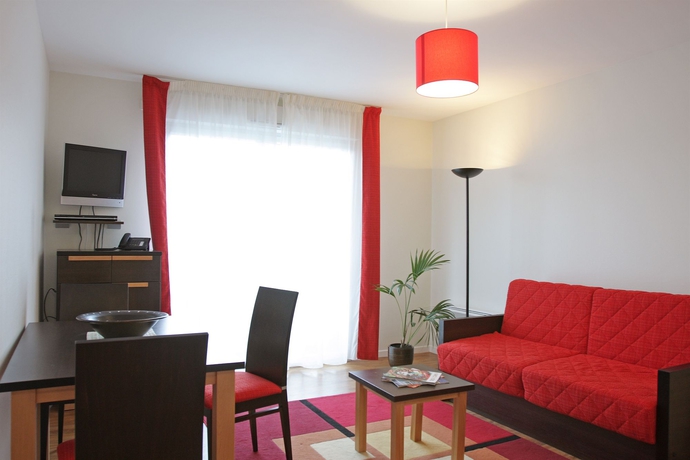 Imagen de los interiores del Hotel Cerise Nantes Atlantis. Foto 10