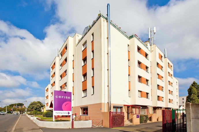 Imagen de los exteriores del Hotel Cerise Nantes La Beaujoire. Foto 11