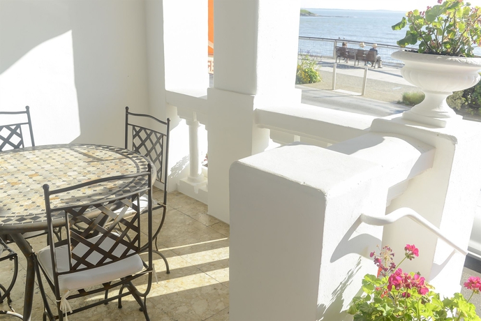 Imagen de los interiores del Hotel Cerise Royan - Le Grand De La Plage. Foto 15