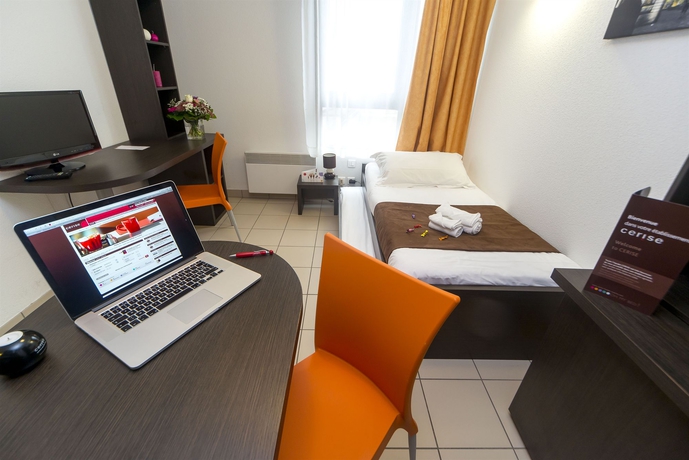 Imagen de la habitación del Hotel Cerise Strasbourg. Foto 7