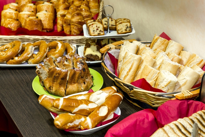 Imagen del bar/restaurante del Hotel Cerise Strasbourg. Foto 3