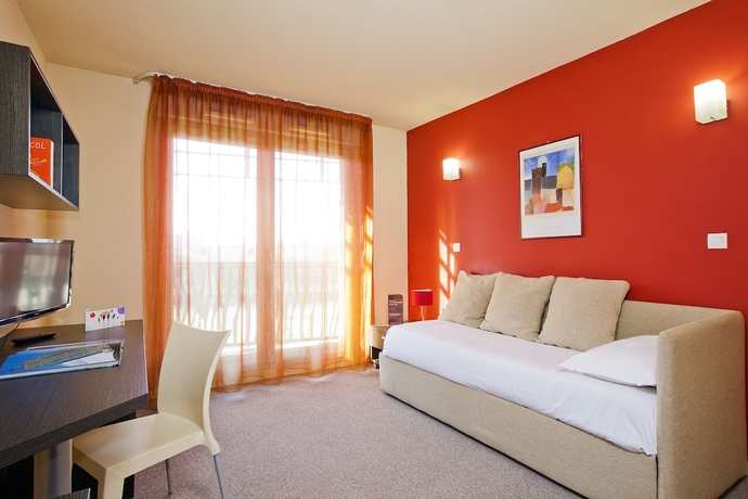 Imagen de la habitación del Hotel Cerise Valence. Foto 1