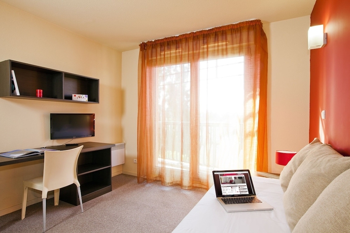 Imagen de la habitación del Hotel Cerise Valence. Foto 11