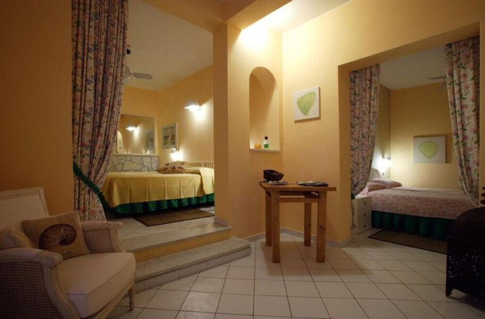 Imagen de la habitación del Hotel Cernia Isola Botanica. Foto 4