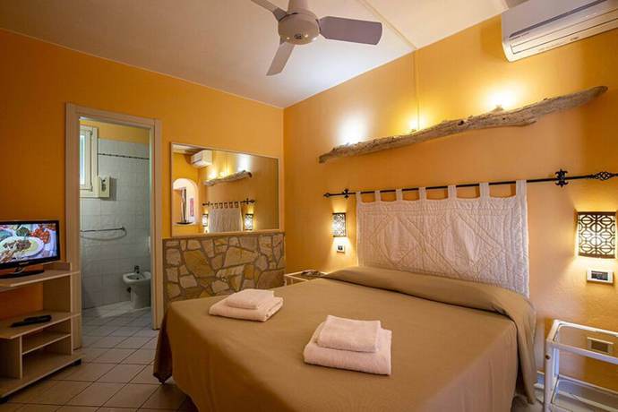 Imagen de la habitación del Hotel Cernia Isola Botanica. Foto 15