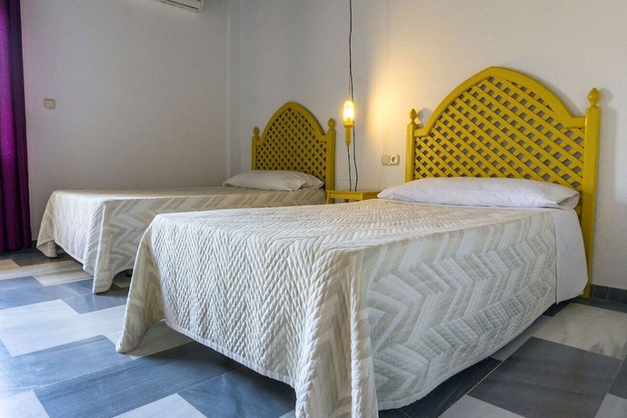 Imagen de la habitación del Hotel Cero Ocho. Foto 8