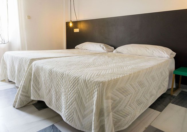 Imagen de la habitación del Hotel Cero Ocho. Foto 14