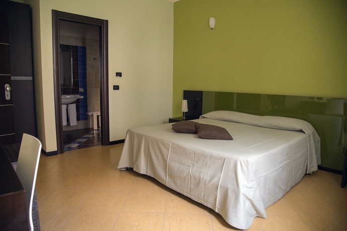 Imagen de la habitación del Hotel Cerri. Foto 8