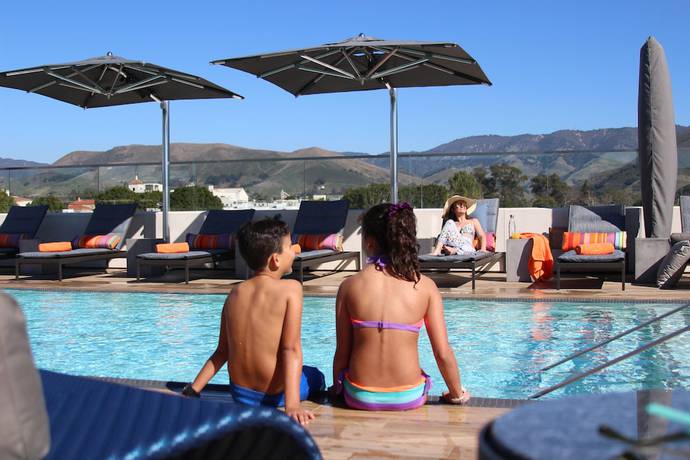 Imagen de la piscina del Hotel Cerro, Autograph Collection. Foto 18
