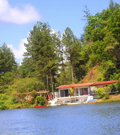 Imagen de los exteriores del Hotel Cerro Azul Vacation Resort. Foto 7