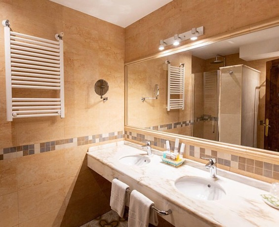 Imagen de la habitación del Hotel Cerro La Nina. Foto 8