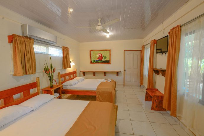 Imagen de la habitación del Hotel Cerro Lodge. Foto 13