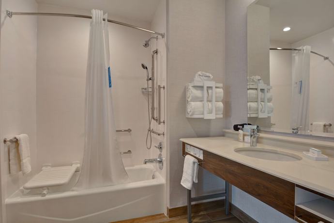 Imagen de la habitación del Hotel Certificación de sostenibilidad Hampton Inn and Suites Nashville Downtown Capitol View. Foto 2