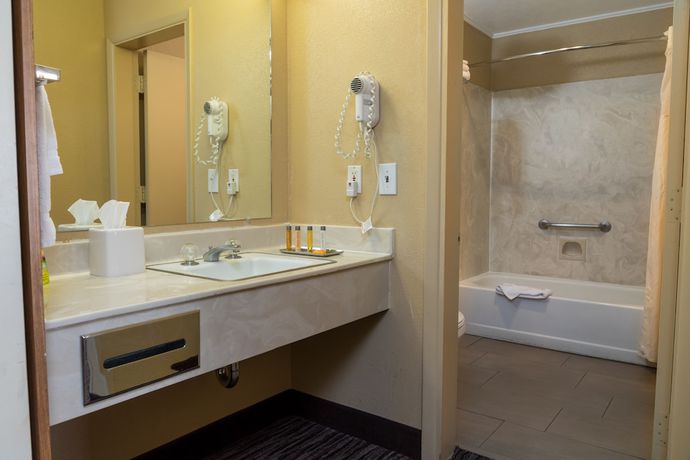 Imagen de la habitación del Hotel Cerulean. Foto 2
