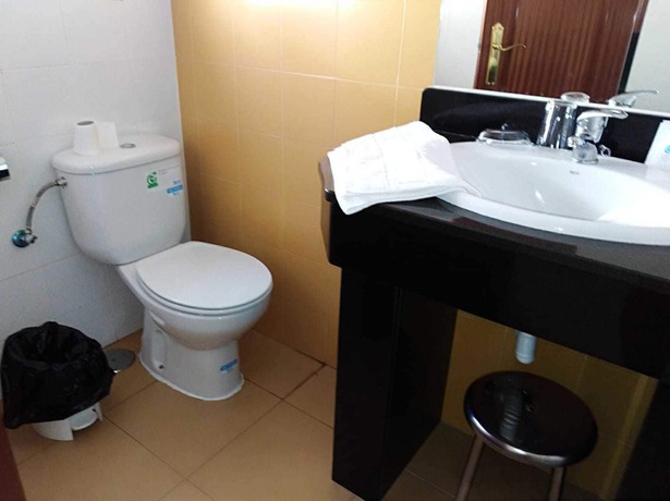 Imagen de la habitación del Hotel Cervantes, Badajoz. Foto 4