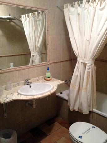 Imagen de la habitación del Hotel Cervantes, Zafra. Foto 6