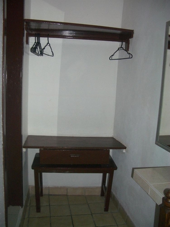 Imagen de la habitación del Hotel Cervantino. Foto 1