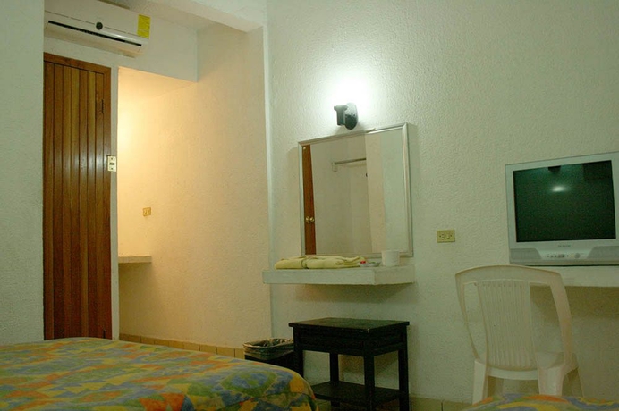 Imagen de la habitación del Hotel Cervantino. Foto 4