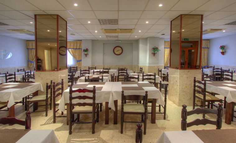 Imagen del bar/restaurante del Hotel Cerviola. Foto 5