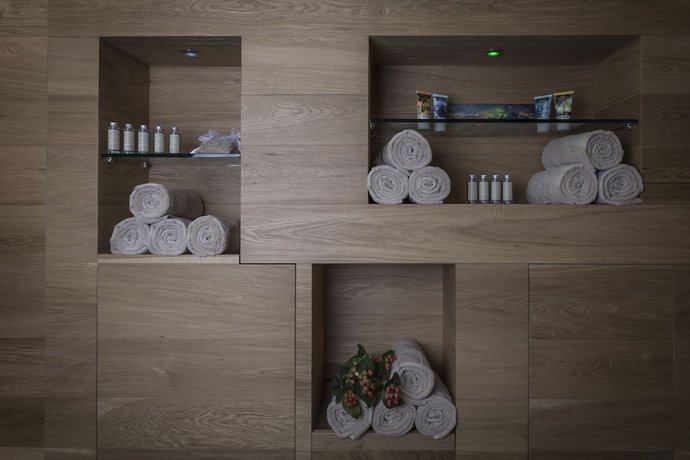 Imagen de la piscina del Hotel Cervo Sils. Foto 18