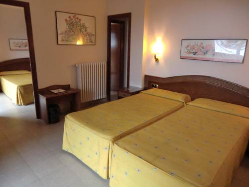 Imagen de la habitación del Hotel Cervol. Foto 8