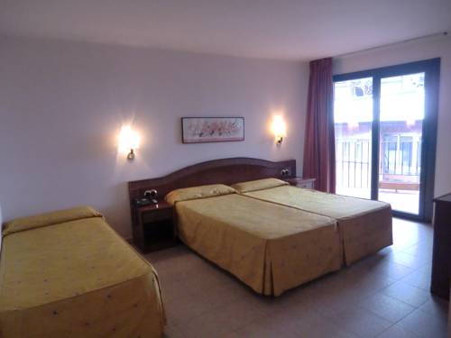 Imagen de la habitación del Hotel Cervol. Foto 10