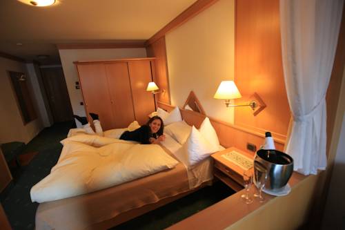 Imagen de la habitación del Hotel Cesa Tyrol. Foto 13