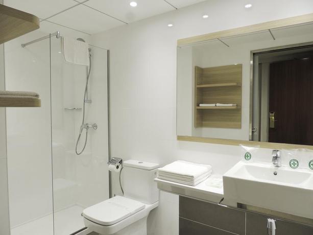 Imagen de la habitación del Hotel Cesar Augustus. Foto 11