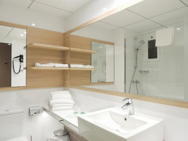 Imagen de la habitación del Hotel Cesar Augustus. Foto 15