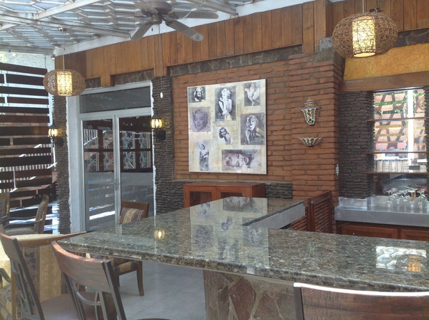 Imagen general del Hotel Cesar - Restaurante Bruciato. Foto 4