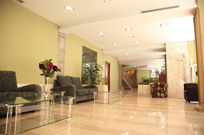 Imagen de los interiores del Hotel Cesaraugusta. Foto 11