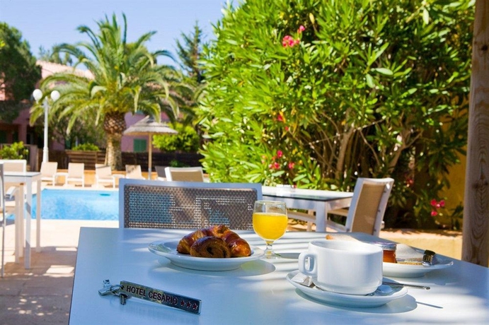 Imagen del bar/restaurante del Hotel Cesario. Foto 2