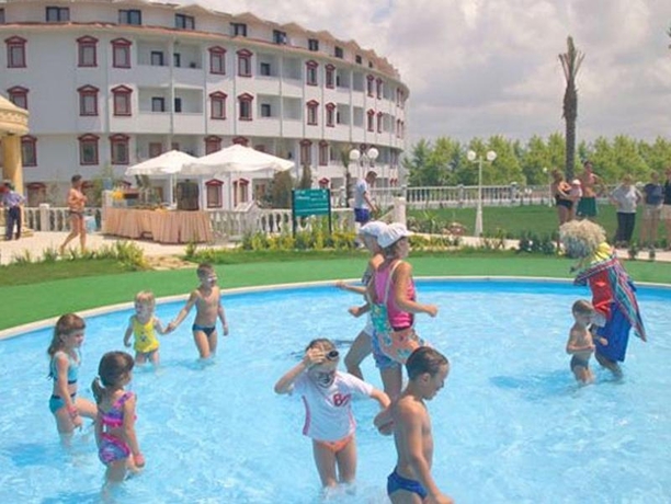 Imagen general del Hotel Cesars Resort Side - All Inclusive. Foto 3