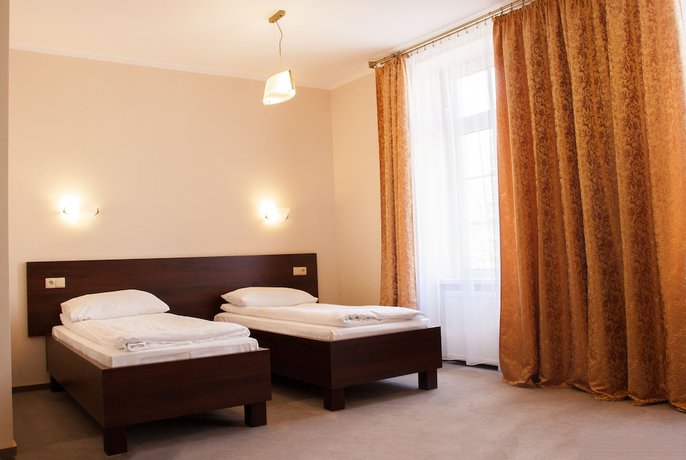 Imagen de la habitación del Hotel Cesarski. Foto 7