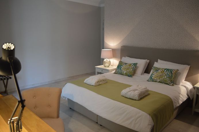 Imagen de la habitación del Hotel Cesca Boutique. Foto 4
