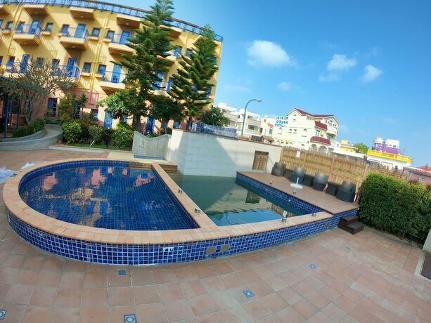 Imagen general del Hotel C\'est La Vie. Foto 1