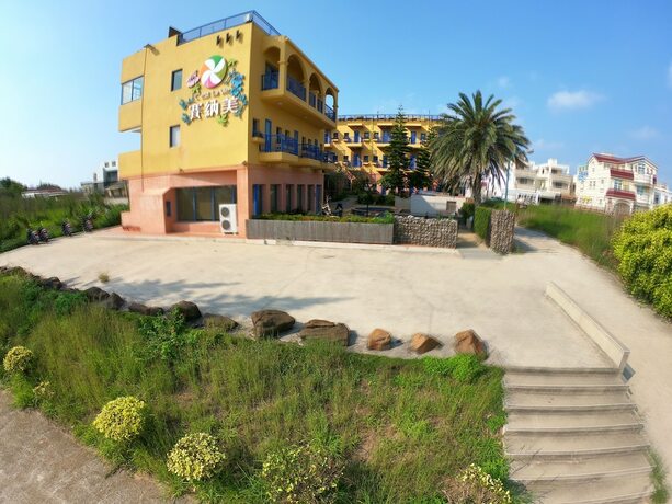 Imagen general del Hotel C\'est La Vie. Foto 9