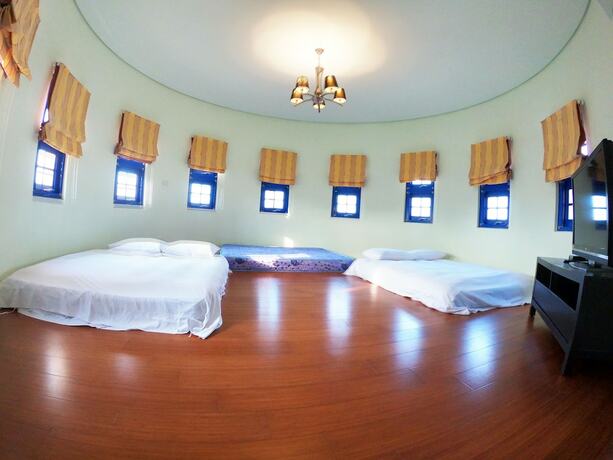 Imagen de la habitación del Hotel C\'est La Vie. Foto 19