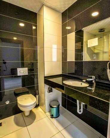 Imagen de la habitación del Hotel Cetin Prestige Resort. Foto 19