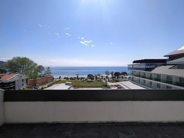 Imagen de la habitación del Hotel Cetin Prestige Resort. Foto 32