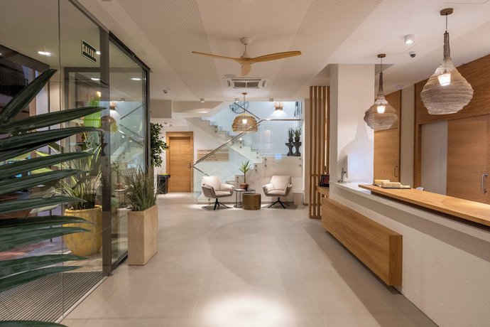 Imagen de los interiores del Hotel Cetina Cabo de Palos Puerto. Foto 18