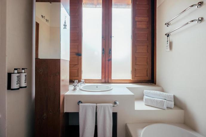 Imagen de la habitación del Hotel Cetina Palacio Ayala Berganza. Foto 6