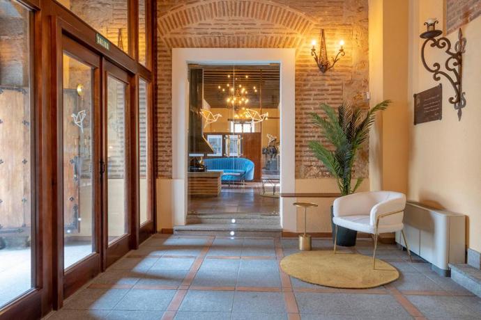 Imagen de los interiores del Hotel Cetina Palacio Ayala Berganza. Foto 14