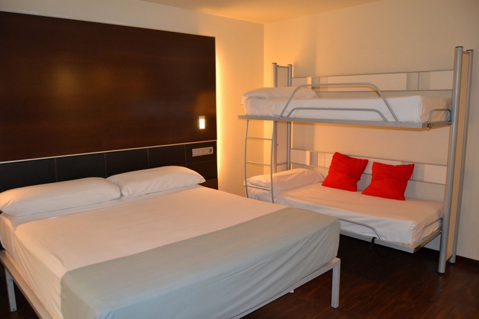 Imagen de la habitación del Hotel Ceuta Puerta de Africa. Foto 13