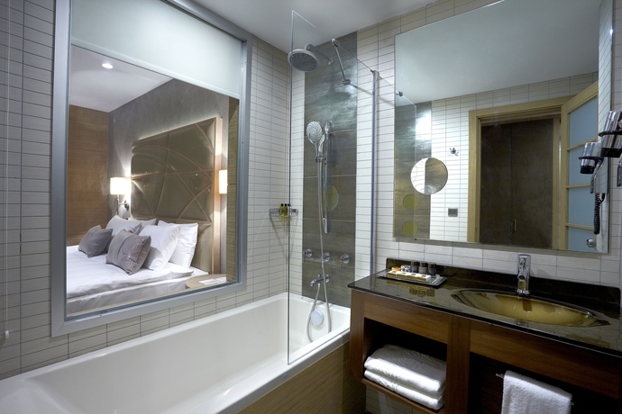 Imagen de la habitación del Hotel Cevahir Istanbul Asia. Foto 5