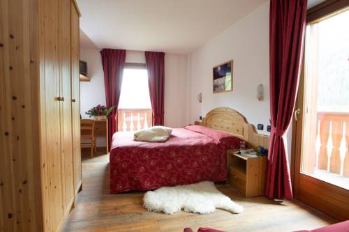 Imagen de la habitación del Hotel Cevedale. Foto 3