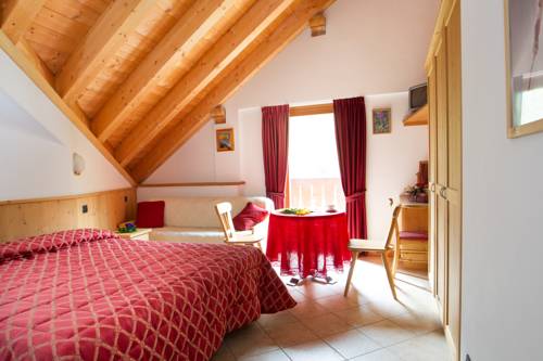 Imagen de la habitación del Hotel Cevedale. Foto 5
