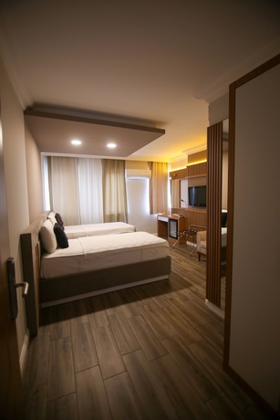 Imagen de la habitación del Hotel Cevik Palace Otel. Foto 6