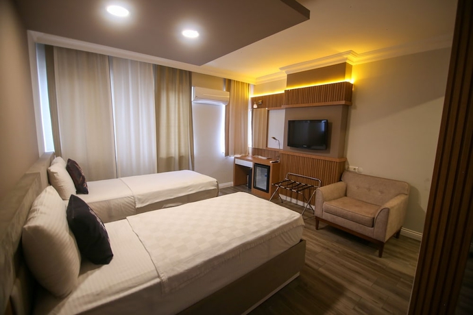 Imagen de la habitación del Hotel Cevik Palace Otel. Foto 7