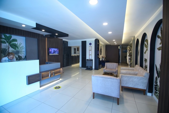 Imagen de los interiores del Hotel Cevik Palace Otel. Foto 19
